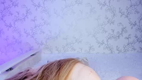 Vivian online show from February 5, 11:12 am