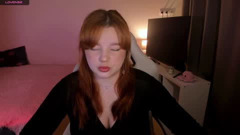 Lisa online show from December 1, 4:29 pm