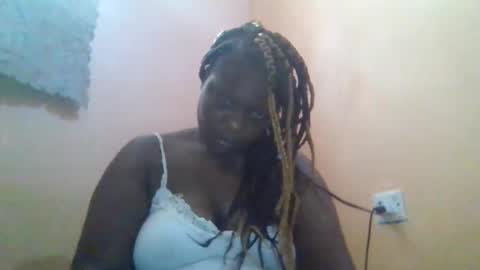 Snapshot of milkyebony254 chatting on June 9, 8:26 am milkyebony254 online show from June 9, 8:26 am