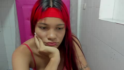 Snapshot of milkyway_18 chatting on May 28, 3:20 pm milkyway_18 online show from May 28, 3:20 pm