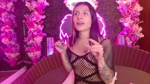 Snapshot of milla_davis chatting on December 27, 7:35 pm MILLA online show from December 27, 7:35 pm