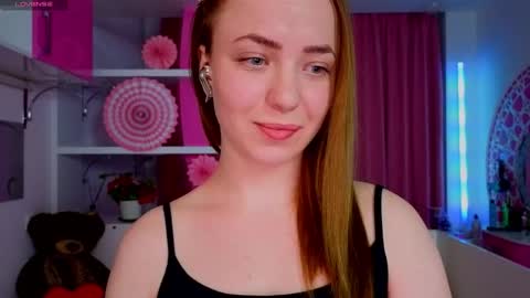 Milana online show from April 15, 9:15 pm