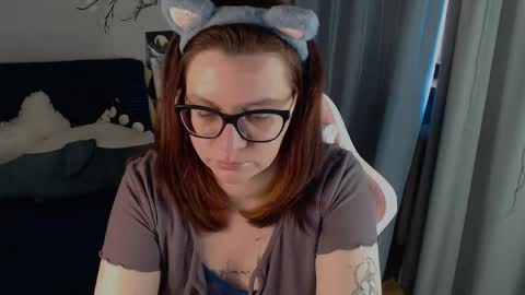 Milla online show from May 27, 2:58 pm