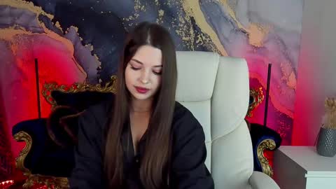 Snapshot of mille_joy chatting on March 10, 6:59 am Mille online show from March 10, 6:59 am