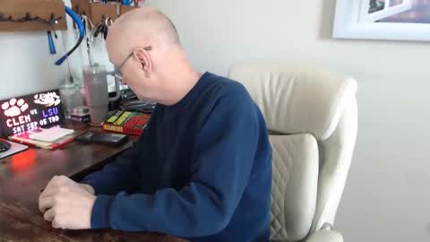 millenium0129 online show from March 18, 5:05 pm