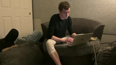 SlimnHungOH online show from February 7, 7:59 pm