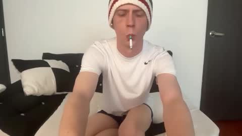 SlimnHungOH online show from September 10, 9:15 pm