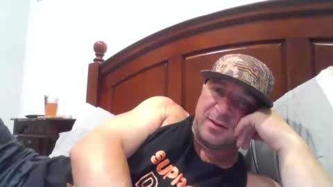 Snapshot of millertimenow34 chatting on September 14, 12:43 am millertime feet bigcock hairy straight muscles online show from September 14, 12:43 am