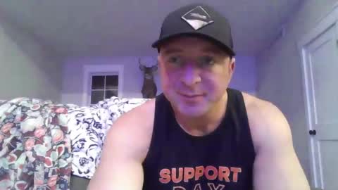 Snapshot of millertimenow34 chatting on October 26, 1:55 am millertime feet bigcock hairy straight muscles online show from October 26, 1:55 am