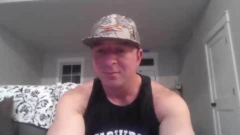 Snapshot of millertimenow34 chatting on November 17, 12:27 am millertime feet bigcock hairy straight muscles online show from November 17, 12:27 am