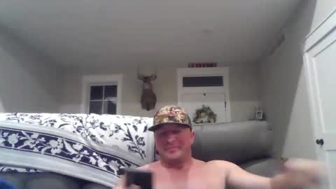 Snapshot of millertimenow34 chatting on April 21, 2:51 am millertime feet bigcock hairy straight muscles online show from April 21, 2:51 am