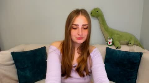 Snapshot of millibrooksss chatting on June 6, 1:54 am millibrooksss online show from June 6, 1:54 am