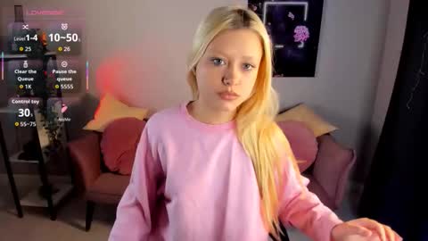 Millie online show from December 19, 1:40 pm