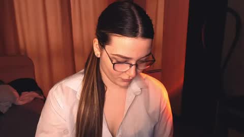 Millie online show from May 5, 12:13 pm