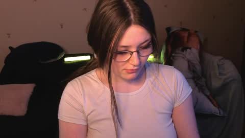 Millie online show from May 23, 10:08 am