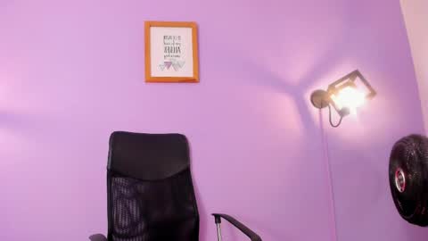 Millie online show from April 30, 12:11 pm