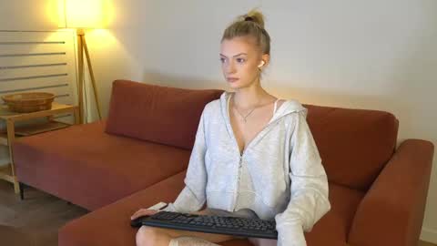 Charlie online show from March 27, 1:22 pm