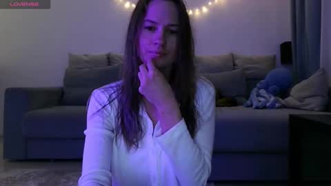 Snapshot of milly_browski chatting on October 14, 3:35 pm milly_browski online show from October 14, 3:35 pm