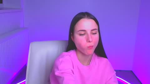 Milly online show from December 16, 3:32 pm