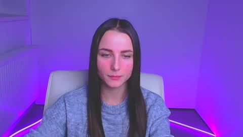 Milly online show from December 17, 12:43 pm