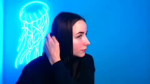 Milly online show from December 20, 7:12 am