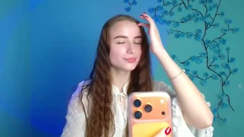 Snapshot of milly_liss chatting on May 5, 5:37 am Milly online show from May 5, 5:37 am