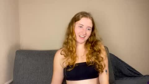 Snapshot of milly_milliy chatting on October 20, 4:18 pm Milly online show from October 20, 4:18 pm