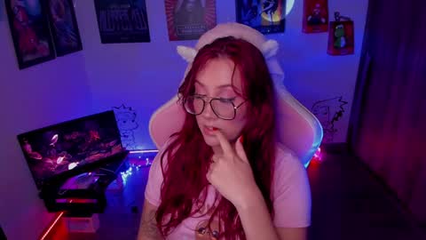 Snapshot of milly_yako chatting on February 3, 11:47 pm Monkey D Maddie online show from February 3, 11:47 pm