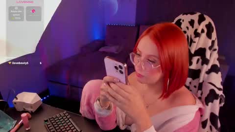 Snapshot of milly_yako chatting on February 3, 2:53 am Monkey D Maddie online show from February 3, 2:53 am