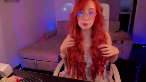 Snapshot of milly_yako chatting on February 23, 11:24 pm Monkey D Maddie online show from February 23, 11:24 pm