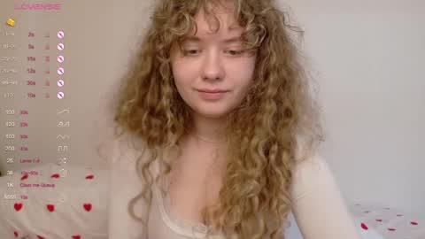 milounee online show from March 21, 8:30 am