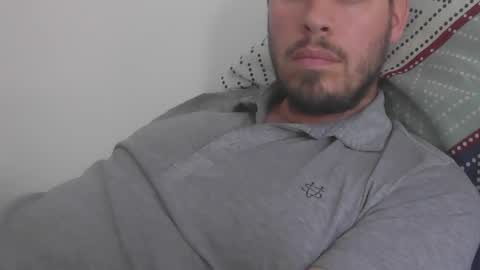 milowww1601 online show from October 15, 1:33 pm