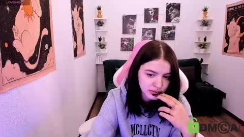 Snapshot of milro12 chatting on February 9, 3:38 pm milro12 online show from February 9, 3:38 pm