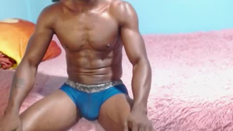 Miltonn online show from December 1, 6:13 pm