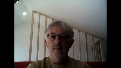Snapshot of milu72 chatting on April 21, 2:23 pm milu72 online show from April 21, 2:23 pm