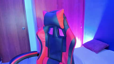 Milu Fontier online show from March 6, 3:47 am