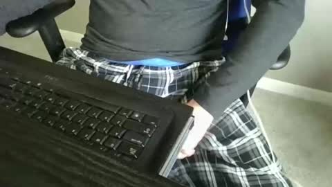 milwaukeebadger24 online show from March 5, 4:57 pm