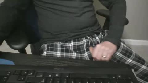 milwaukeebadger24 online show from November 26, 12:28 pm