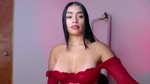 Snapshot of mily_ortiz chatting on October 24, 4:58 pm Mily Ortiz online show from October 24, 4:58 pm