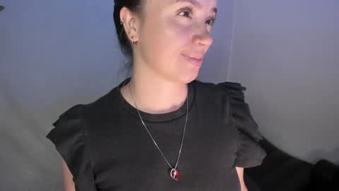 Mily  online show from December 28, 4:52 pm