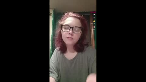 mimi142 online show from April 8, 7:58 pm