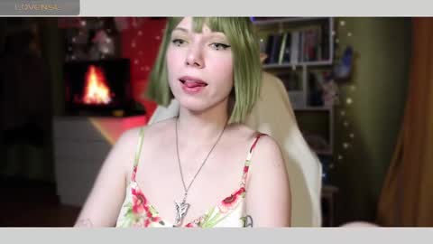 Mimi Bunny  online show from March 4, 5:11 am