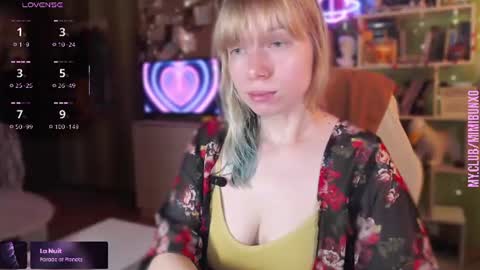 Mimi Bunny  online show from July 20, 4:05 am