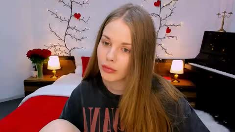 Snapshot of mimicass chatting on September 13, 9:09 am Kelly online show from September 13, 9:09 am