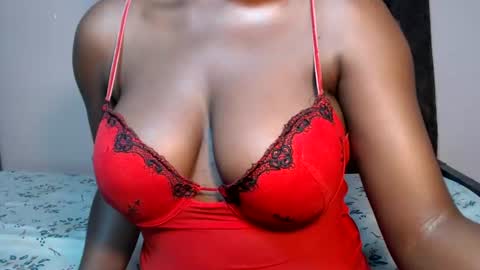 Snapshot of mimiebony chatting on July 24, 7:39 am mimiebony online show from July 24, 7:39 am