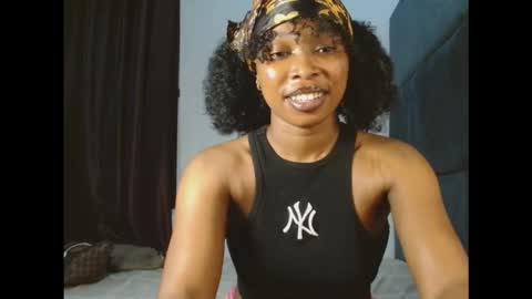 Snapshot of mimiluv6 chatting on November 17, 8:14 pm mimi online show from November 17, 8:14 pm