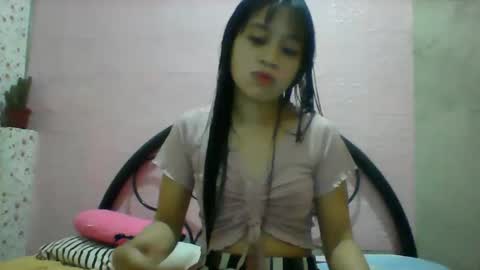 Snapshot of mimiyolove chatting on January 26, 2:35 am mimiyolove online show from January 26, 2:35 am