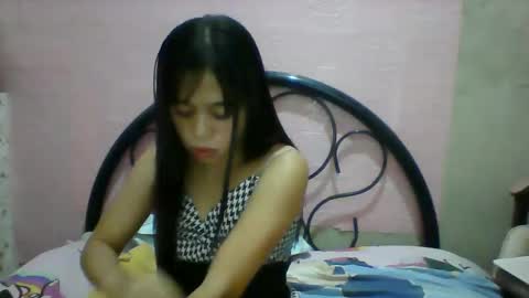 Snapshot of mimiyolove chatting on February 4, 10:00 am mimiyolove online show from February 4, 10:00 am