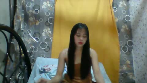 Snapshot of mimiyolove chatting on February 6, 10:48 am mimiyolove online show from February 6, 10:48 am