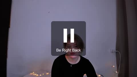 hi Im Mina  online show from January 5, 4:25 am